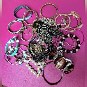 Lot O Jewelry Broken Scrap And Crafts 2 Pound